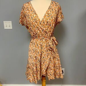 Shein Floral Wrap Dress Ruffle Flutter‎ Sleeve Romantic Flirty Large